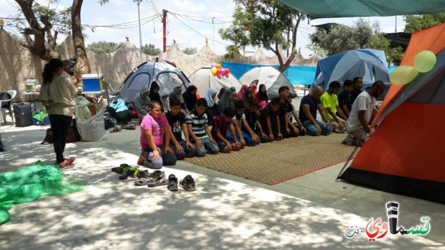 طلاب كفرقاسم  يشاركون في المخيم الكشفي القطري